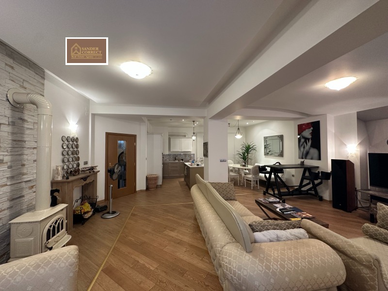 Продава  3-стаен град София , Център , 232 кв.м | 96941052 - изображение [2]