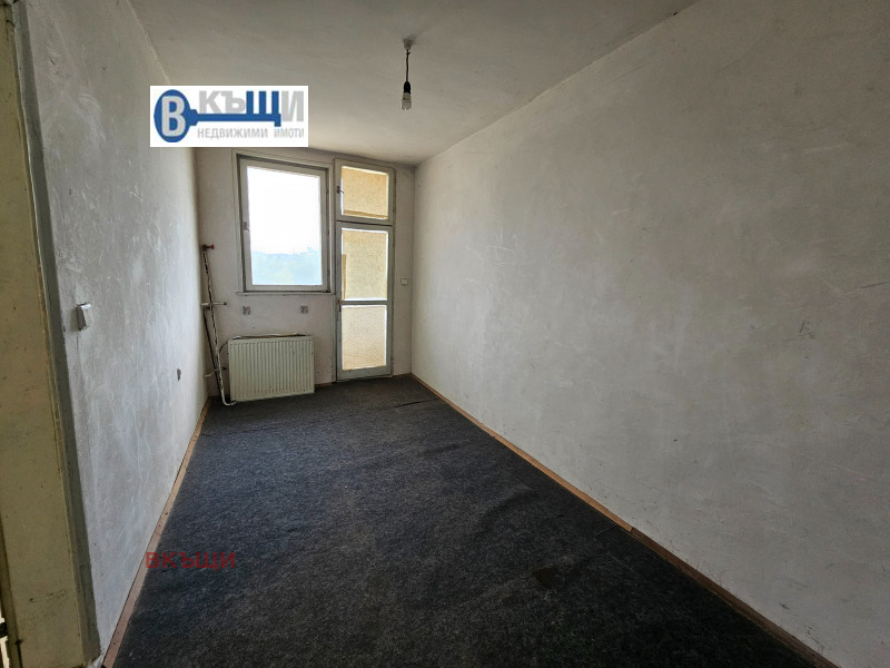 Продава 3-СТАЕН, гр. Велико Търново, Бузлуджа, снимка 4 - Апартаменти - 52800829