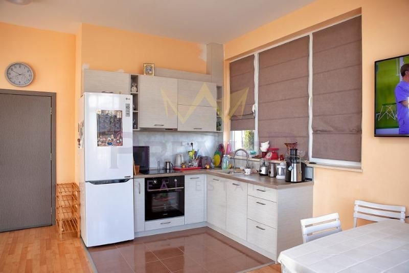 Продава КЪЩА, с. Близнаци, област Варна, снимка 2 - Къщи - 55800326