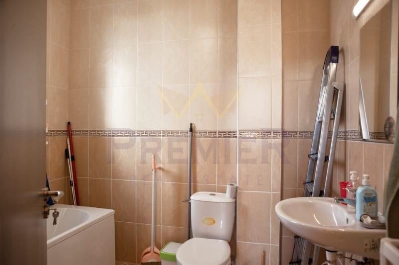 Продава КЪЩА, с. Близнаци, област Варна, снимка 12 - Къщи - 55800326