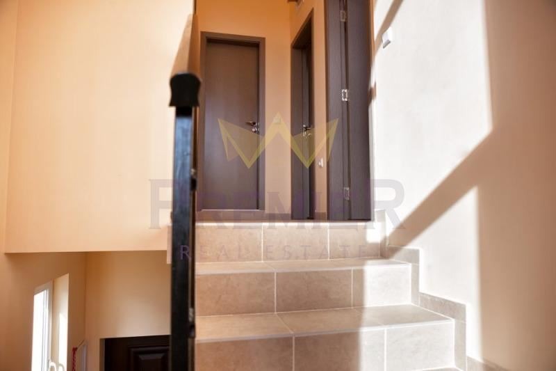 Продава КЪЩА, с. Близнаци, област Варна, снимка 6 - Къщи - 55800326