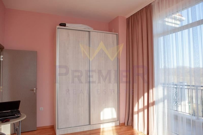 Продава КЪЩА, с. Близнаци, област Варна, снимка 11 - Къщи - 55800326