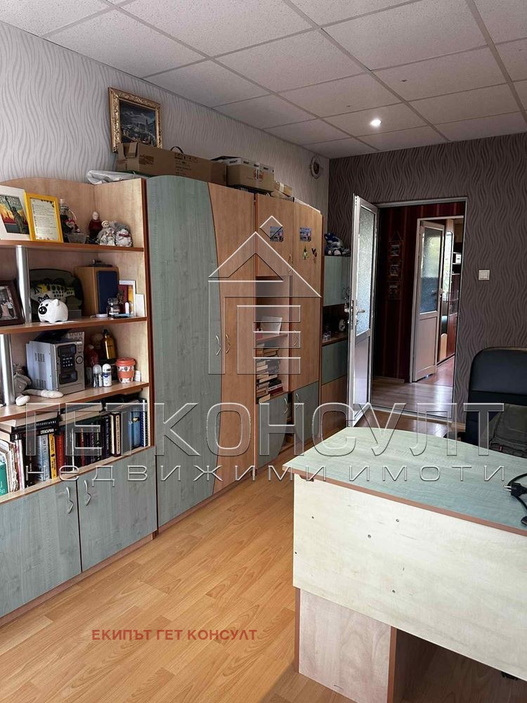 Продава  4-стаен град Варна , Левски 2 , 82 кв.м | 66321995 - изображение [12]