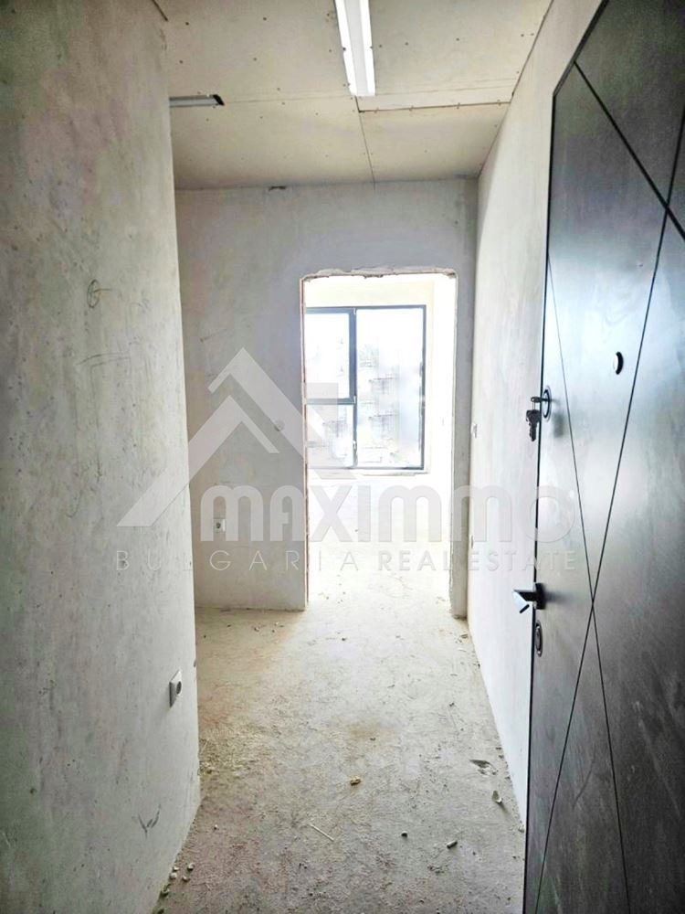 De vânzare  1 dormitor Varna , c.c. Sv.Sv. Constantin i Elena , 74 mp | 43998317 - imagine [2]