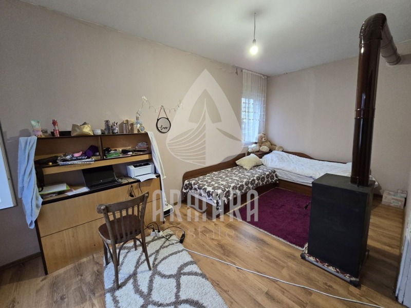 Продава КЪЩА, с. Златитрап, област Пловдив, снимка 11 - Къщи - 52635022