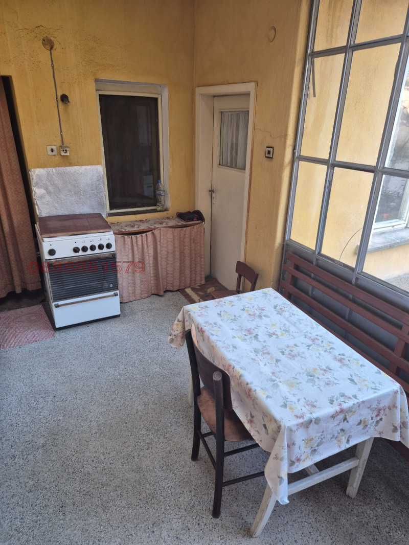 Продава КЪЩА, с. Врачеш, област София област, снимка 7 - Къщи - 53584175