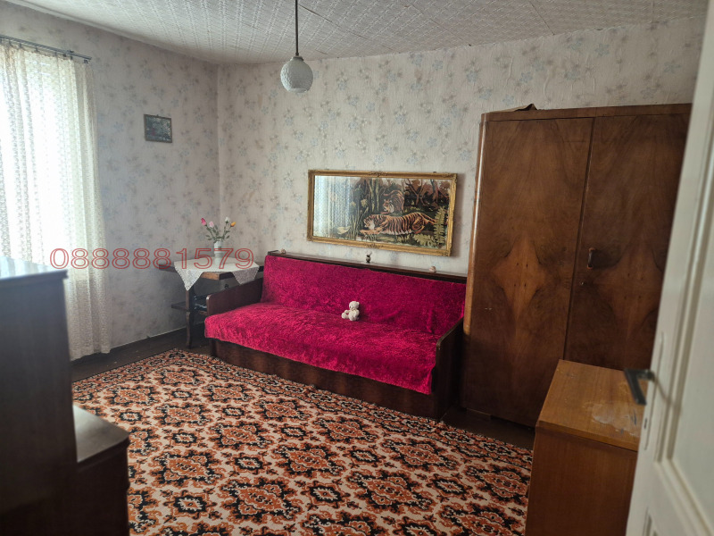 Продава КЪЩА, с. Врачеш, област София област, снимка 11 - Къщи - 53584175