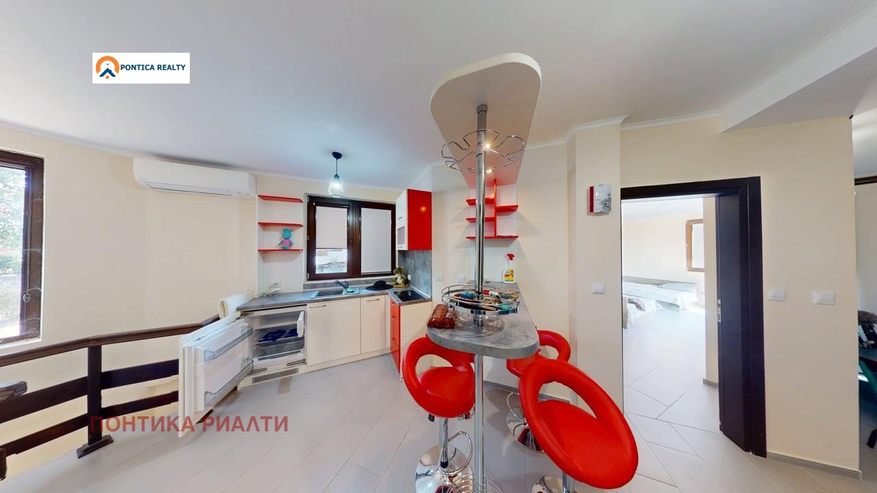 Продава КЪЩА, с. Кошарица, област Бургас, снимка 10 - Къщи - 56192229
