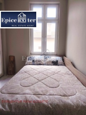 ����� ������� ����,�. �����, ������ ������>