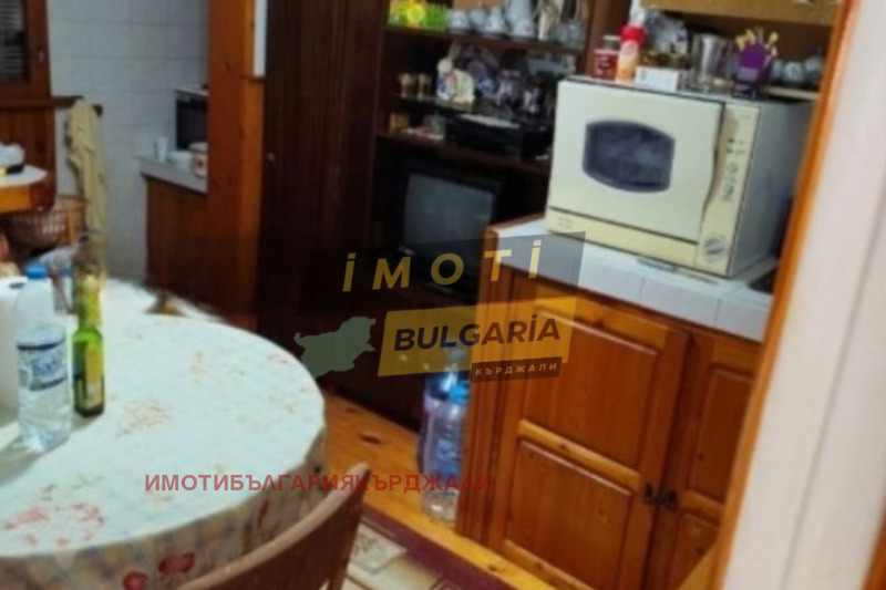 Na prodej  Studio Kardžali , Vazroždenci , 77 m2 | 81026393 - obraz [9]