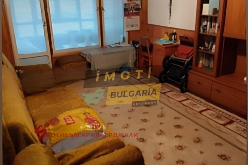 Na prodej  Studio Kardžali , Vazroždenci , 77 m2 | 81026393 - obraz [2]