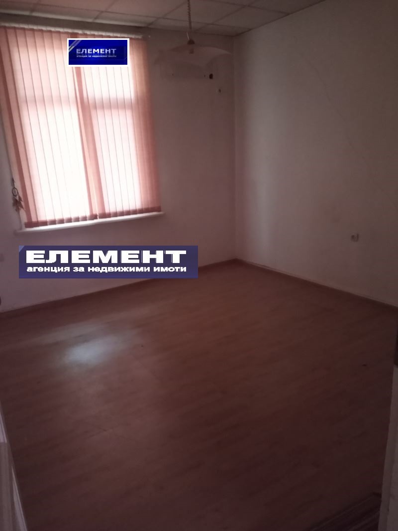 Eladó  Ház Plovdiv , Centar , 255 négyzetméter | 64811765 - kép [3]