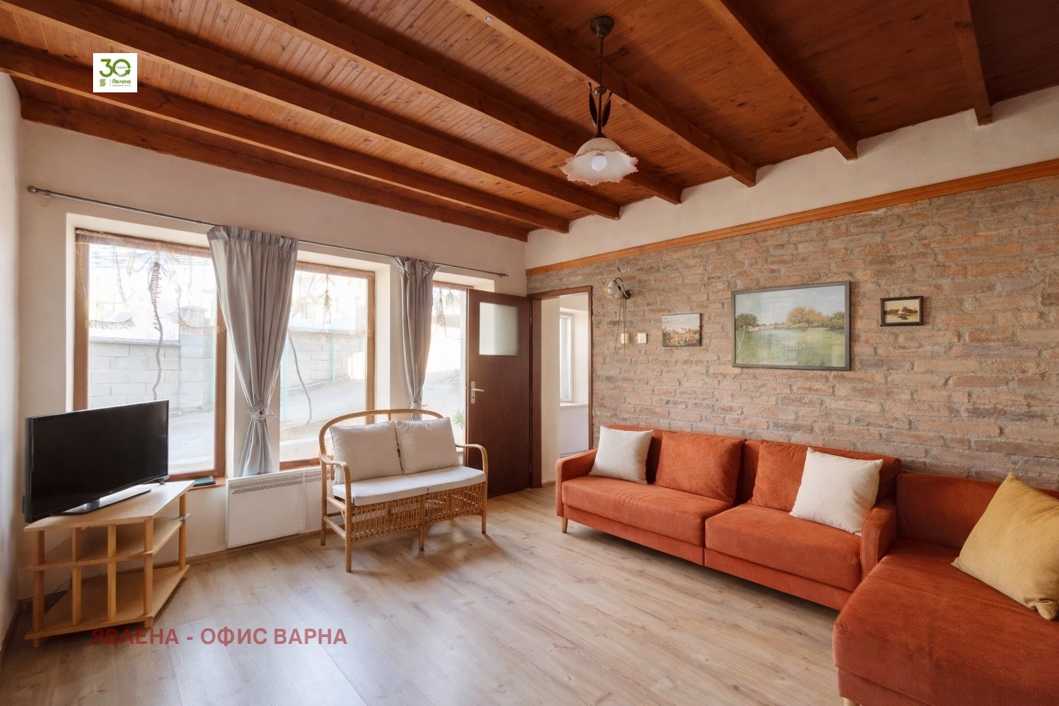 Продава КЪЩА, гр. Варна, с. Звездица