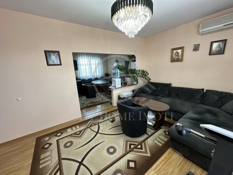 Til salg  2 soveværelser Plovdiv , Trakiya , 92 kvm | 51970654