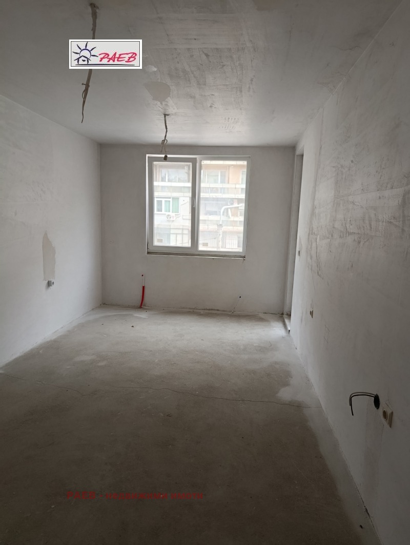 À venda  2 quartos Ruse , Chirok centar , 148 m² | 46031026 - imagem [6]