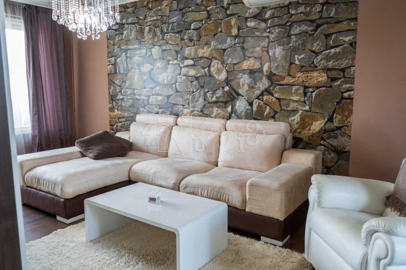 Продава  4-стаен град Добрич , Христо Ботев , 98 кв.м | 60016983 - изображение [2]