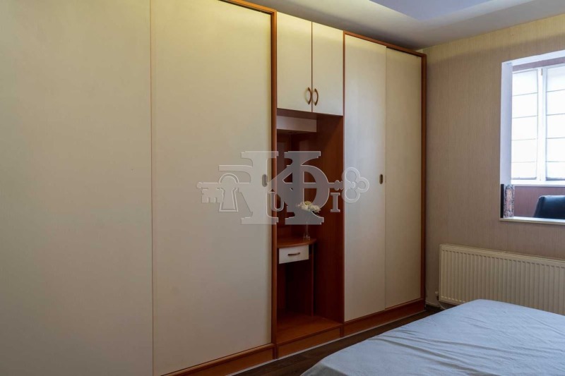 Продава  4-стаен град Добрич , Христо Ботев , 98 кв.м | 60016983 - изображение [10]