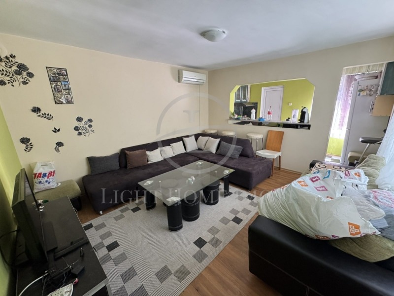 In vendita  Casa regione Plovdiv , Novi izvor , 170 mq | 68188806