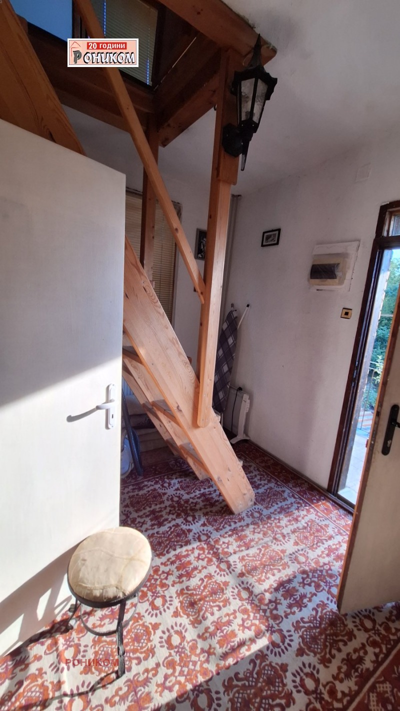 Продава ВИЛА, с. Марково, област Пловдив, снимка 13 - Вили - 52704043