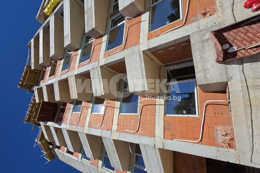 Продава 3-СТАЕН, гр. Варна, Операта, снимка 2 - Апартаменти - 54303554