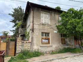 Complotto Karlovo, regione Plovdiv 2