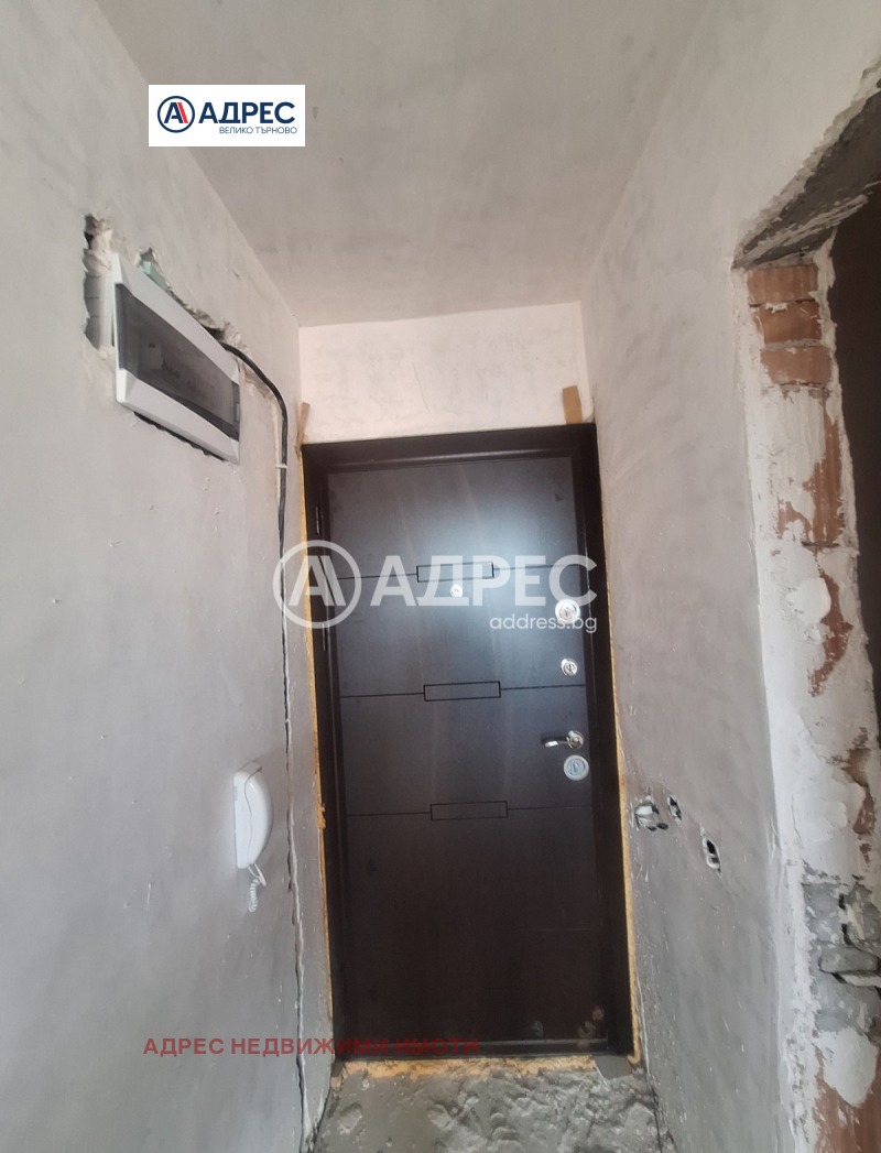 Продава 2-СТАЕН, гр. Велико Търново, Център, снимка 8 - Aпартаменти - 48142049