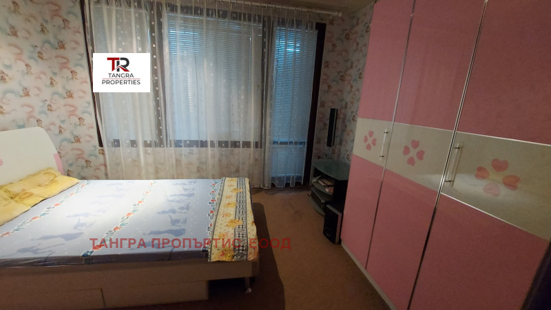 Продава 4-СТАЕН, гр. Радомир, област Перник, снимка 7 - Aпартаменти - 48034071