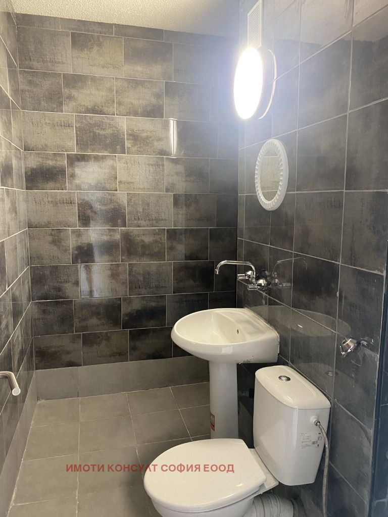 Myytävänä  Studio Sofia , Krasna poljana 2 , 47 neliömetriä | 32297792 - kuva [7]