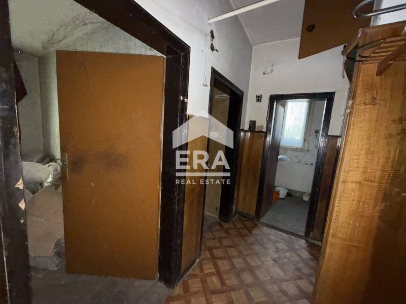 Продава 3-СТАЕН, гр. Велико Търново, Център, снимка 3 - Апартаменти - 53904028