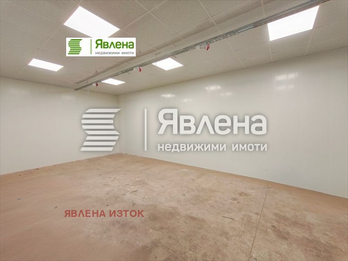 Продава ПРОМ. ПОМЕЩЕНИЕ, гр. София, Кремиковци, снимка 6 - Производствени сгради - 52498071