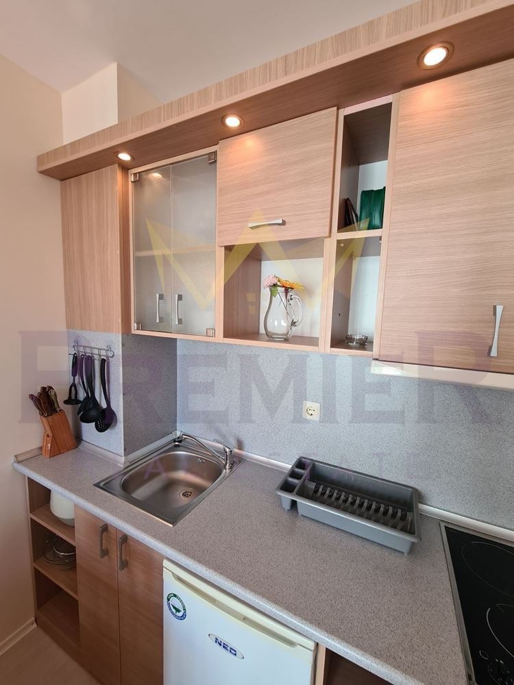 Продава 1-СТАЕН, област Бургас, к.к. Слънчев бряг • 51000 € / 99747.33 лв. • 55746993 1