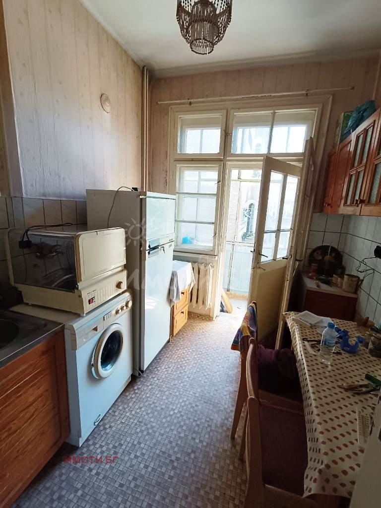 Продава  2-стаен град София , Център , 64 кв.м | 93498247 - изображение [4]