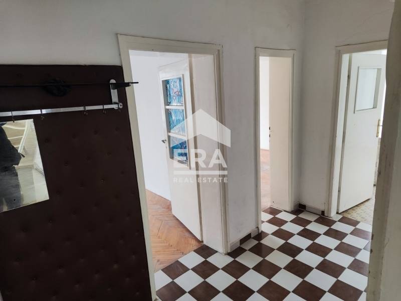 Продава 2-СТАЕН, гр. Ямбол, Център, снимка 3 - Апартаменти - 54143106