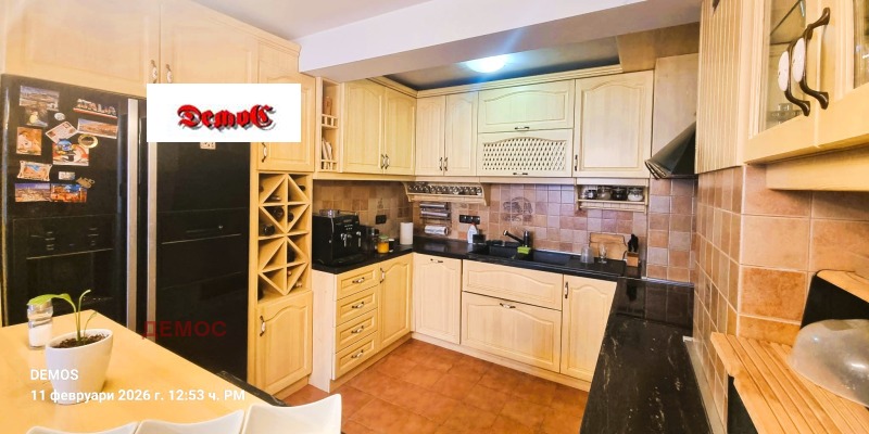 Продава МЕЗОНЕТ, гр. София, Зона Б-5