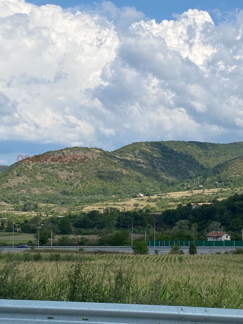 Til salg  Grund region Sofia , Kalotina , 1056 kvm | 83612310 - billede [2]