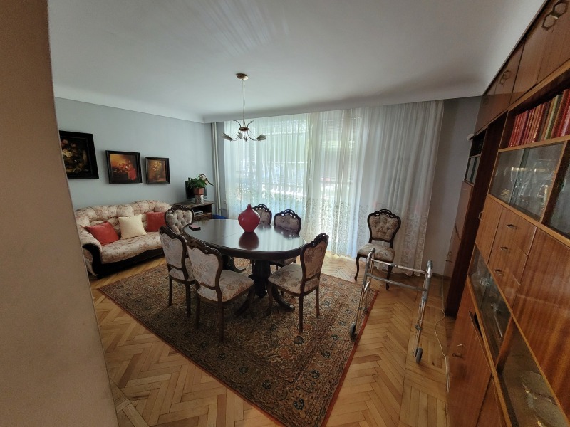 Продава  3-стаен град Плевен , Идеален център , 103 кв.м | 51013825 - изображение [12]