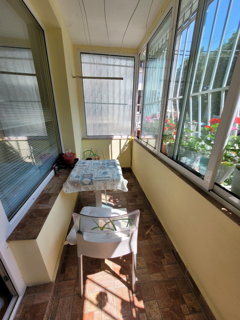 Продава  3-стаен град Плевен , Идеален център , 103 кв.м | 51013825 - изображение [2]