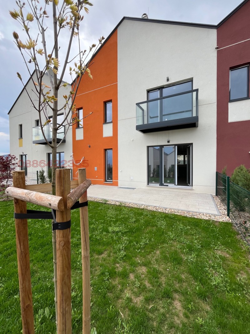 Til salg  Hus Sofia , Lozen , 286 kvm | 97405906