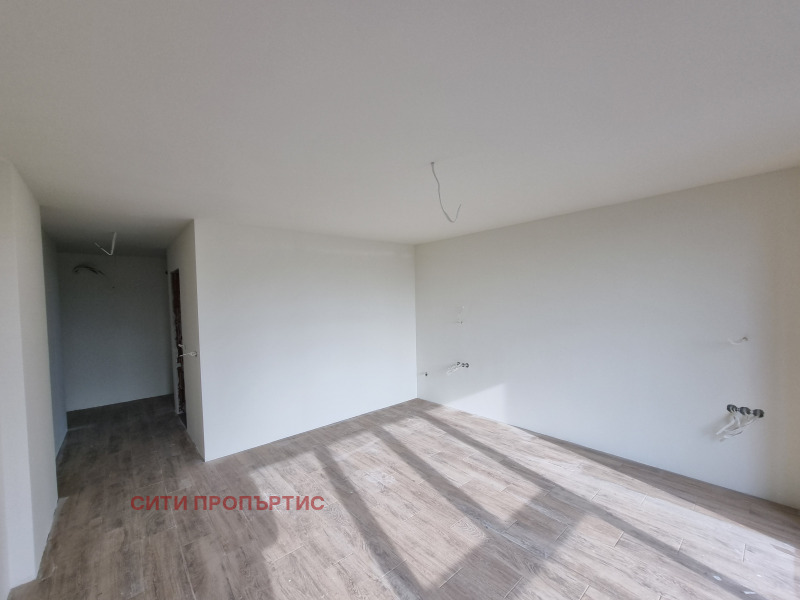 Продава КЪЩА, гр. Благоевград, Грамада, снимка 6 - Къщи - 53463905