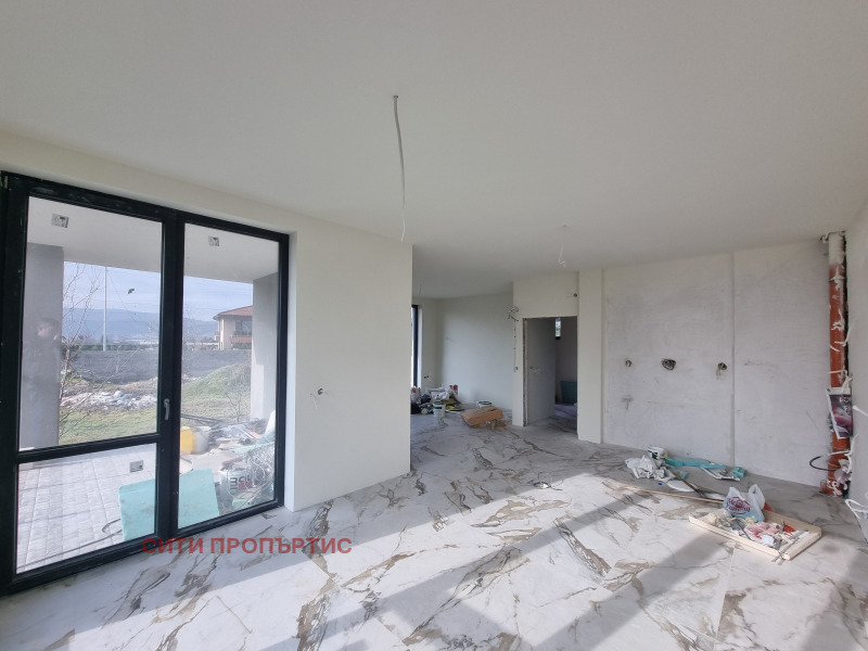 Продава КЪЩА, гр. Благоевград, Грамада, снимка 3 - Къщи - 53463905