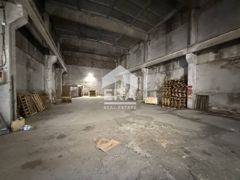 Продава ПРОМ. ПОМЕЩЕНИЕ, гр. Павликени, област Велико Търново, снимка 9 - Производствени сгради - 53811448