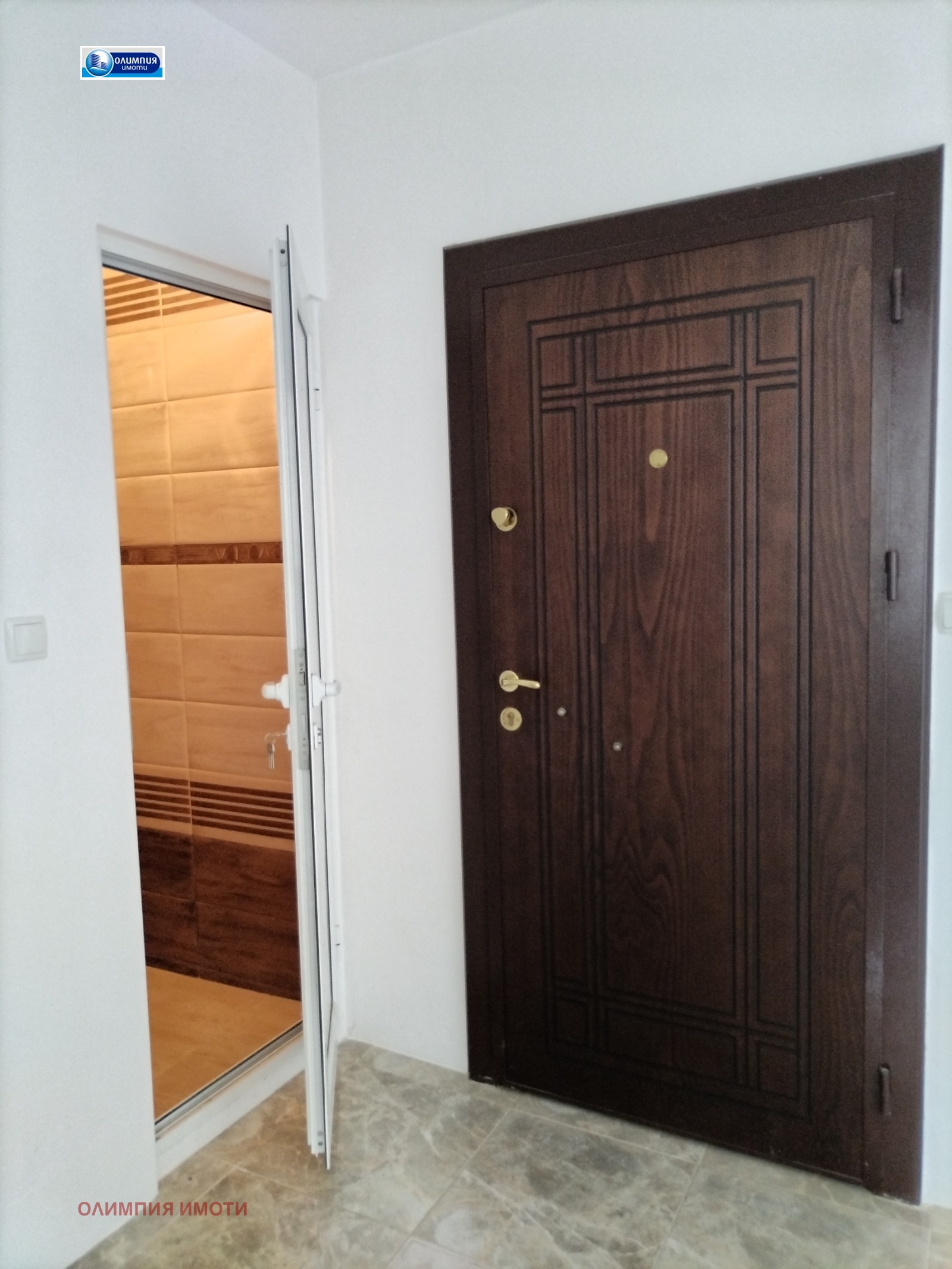 Продава 1-СТАЕН, гр. Русе, Център, снимка 6 - Апартаменти - 55704320