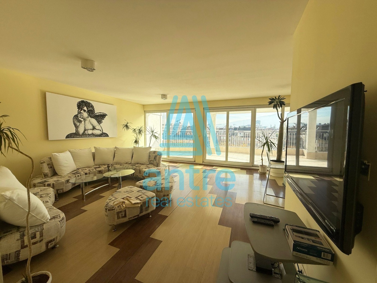 Продава МНОГОСТАЕН, гр. София, Хладилника, снимка 2 - Апартаменти - 52549277