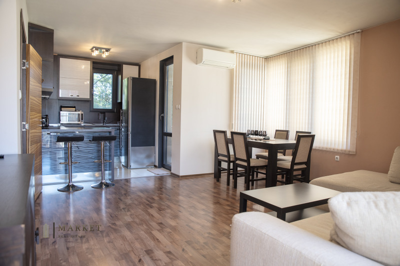 Te koop  2 slaapkamers Plovdiv , Mladezjki Chalm , 100 m² | 91355809