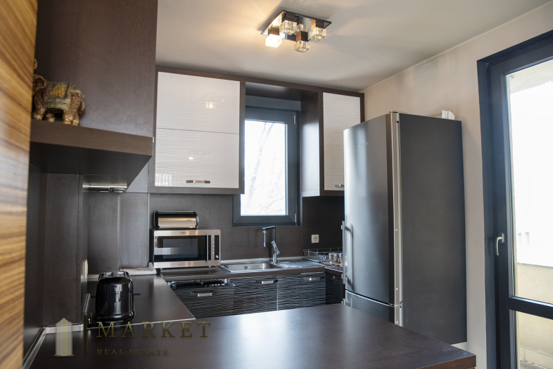На продаж  2 спальні Пловдив , Младежки Хълм , 101 кв.м | 91355809 - зображення [2]
