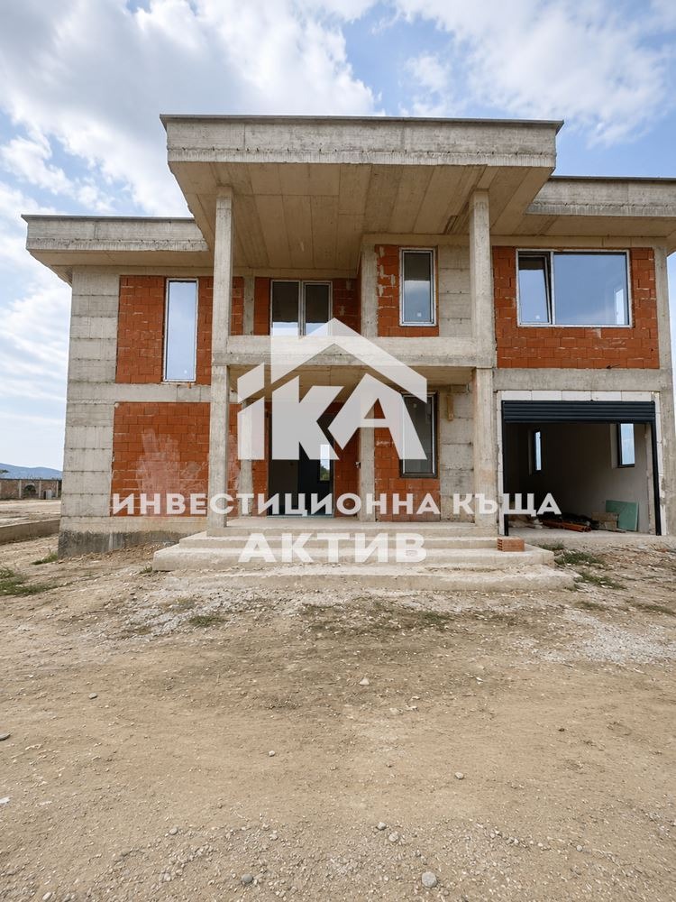 Продава КЪЩА, гр. Пловдив, Коматево