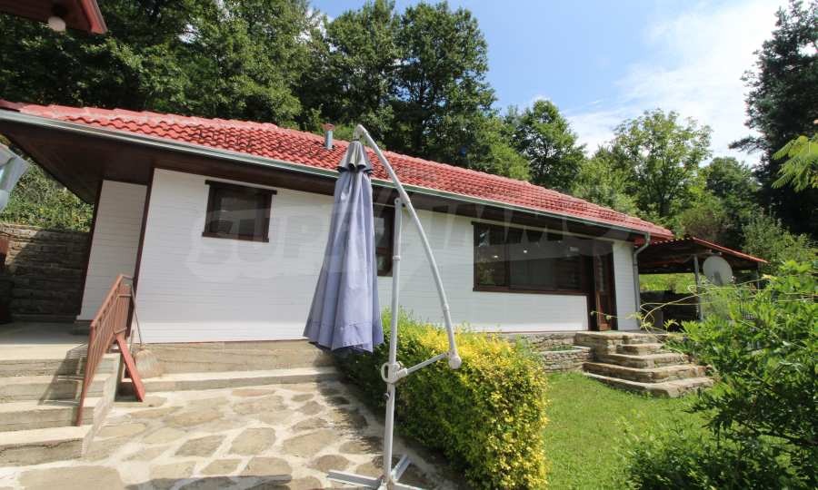 Продава КЪЩА, гр. Трявна, област Габрово, снимка 2 - Къщи - 54251454