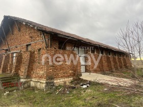 Продажба на имоти в с. Върбица, област Плевен - изображение 5 