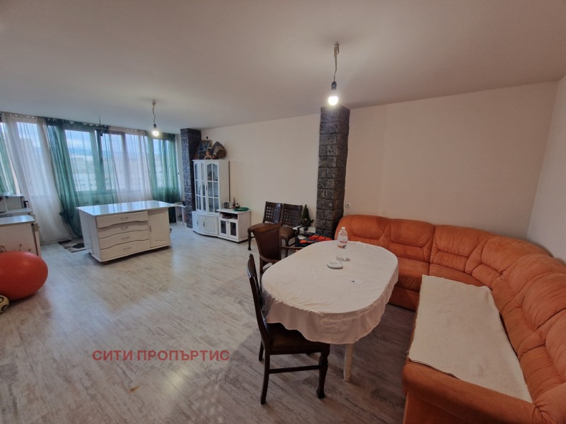 Te koop  3+ slaapkamer Blagoevgrad , Zapad , 110 m² | 63760115