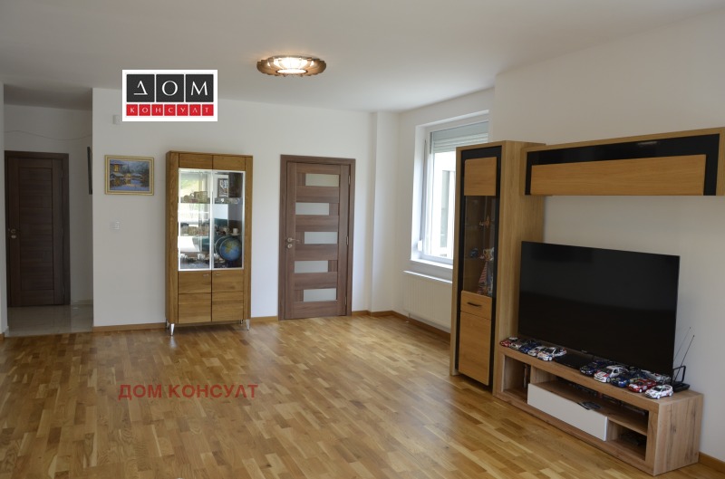 Zu verkaufen  Haus Sofia , Manastirski liwadi , 304 qm | 90114900 - Bild [6]